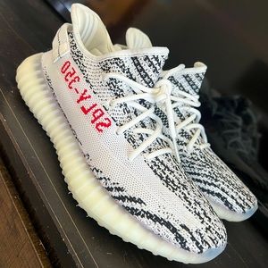 Yeezy 350 V2 Zebras Mens 7 Women's 8.5
